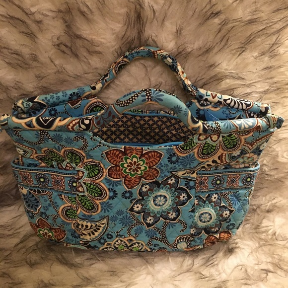 Vera Bradley Handbags - Vera Bradley small tote